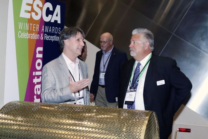 ESCA 069