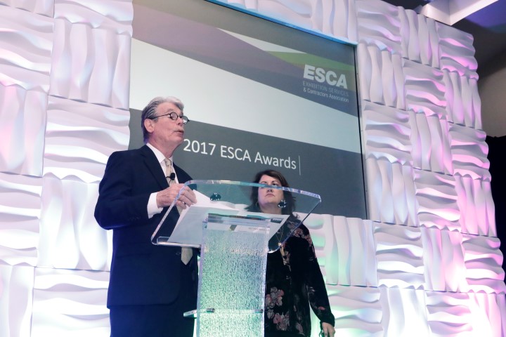 ESCA 090